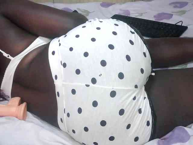 sweetcandy0442 webcam