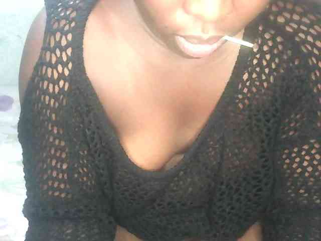 sweetcandy0442 webcam