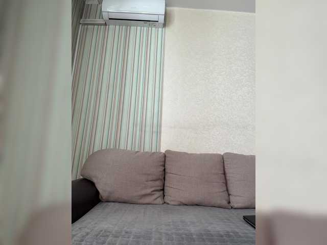 -Safira-'s BongaCams show and profile