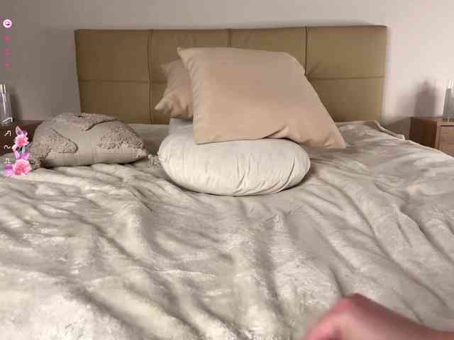 DennaEffinger webcam