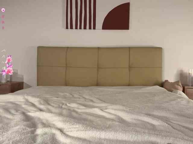 DennaEffinger webcam