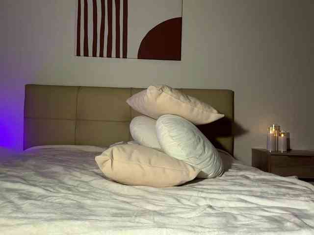 DennaEffinger webcam