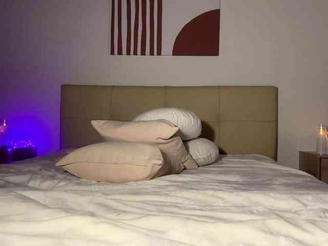 DennaEffinger webcam