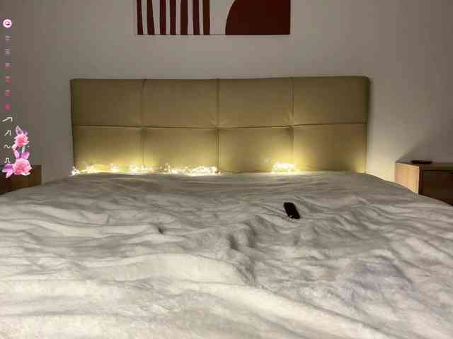 DennaEffinger webcam