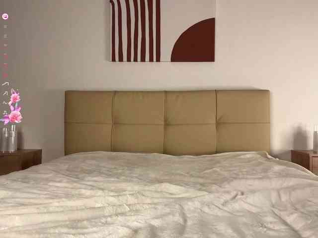 DennaEffinger webcam