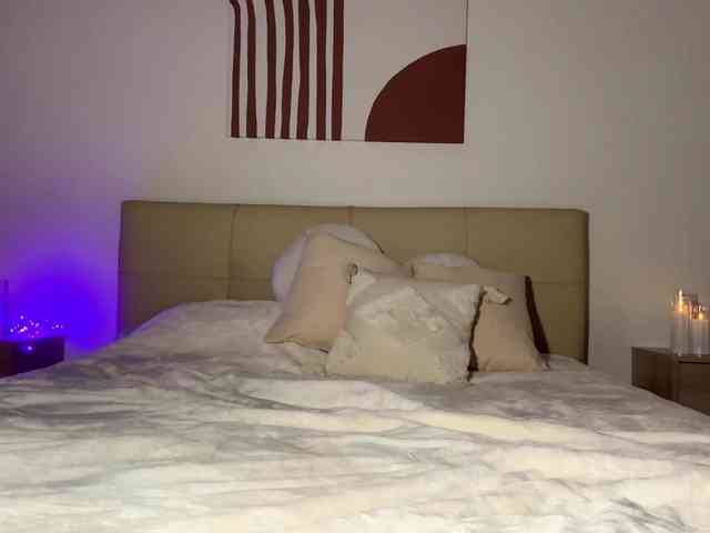 DennaEffinger webcam