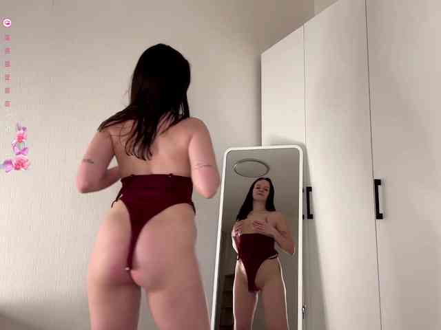 DennaEffinger webcam