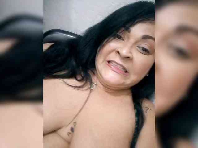 me1any2025-model... Live Webcam on BongaCams