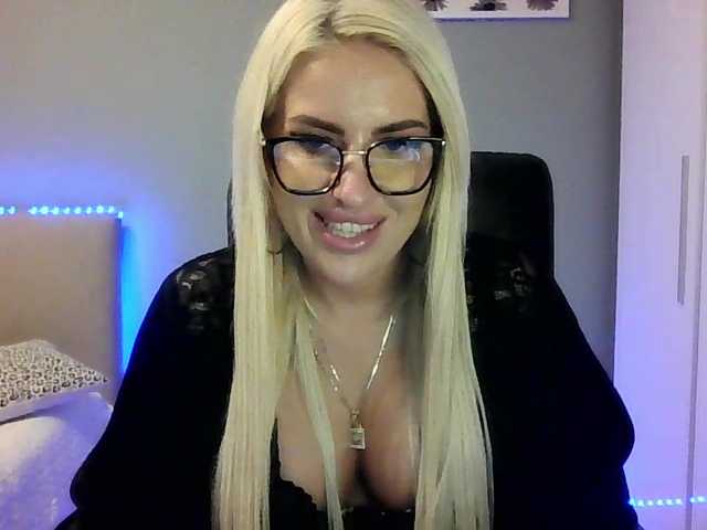 Offline LeylaDesire on BongaCams