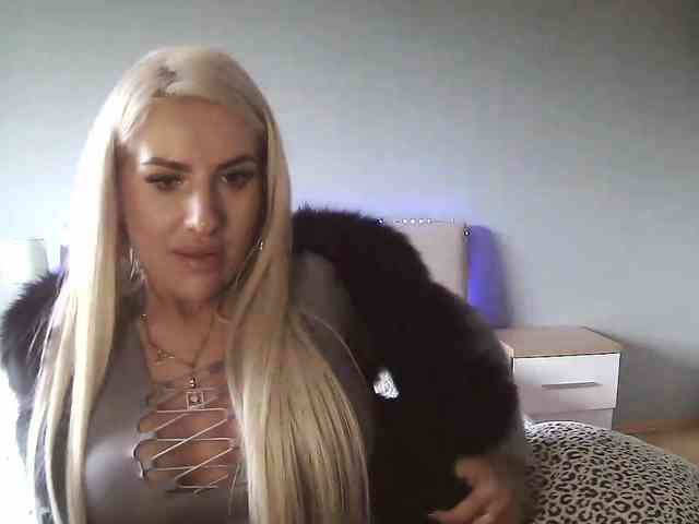 LeylaDesire webcam