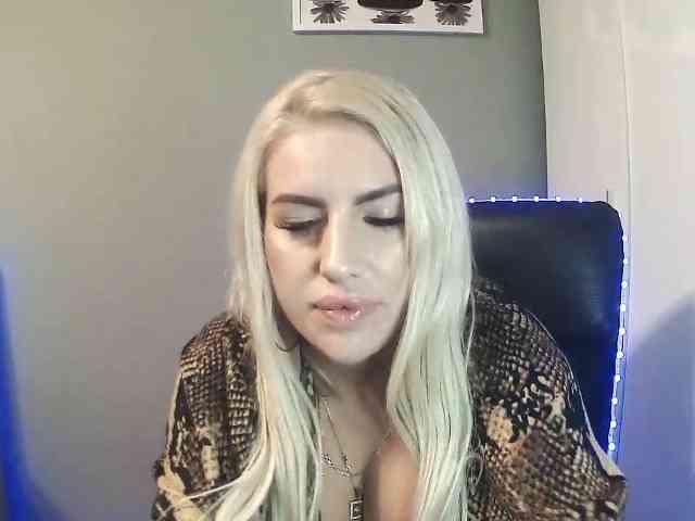 LeylaDesire webcam