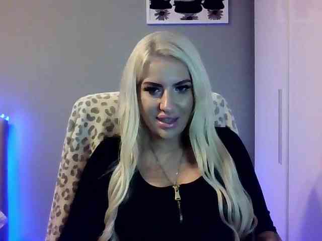 LeylaDesire webcam
