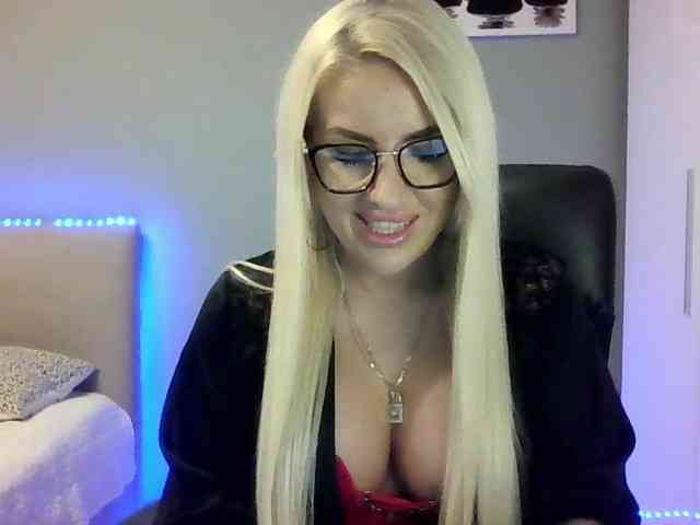 LeylaDesire webcam