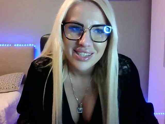 LeylaDesire bongacams