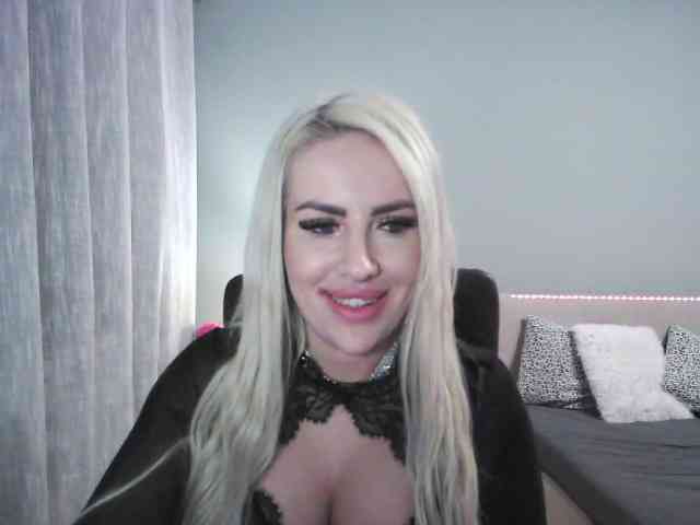 LeylaDesire webcam