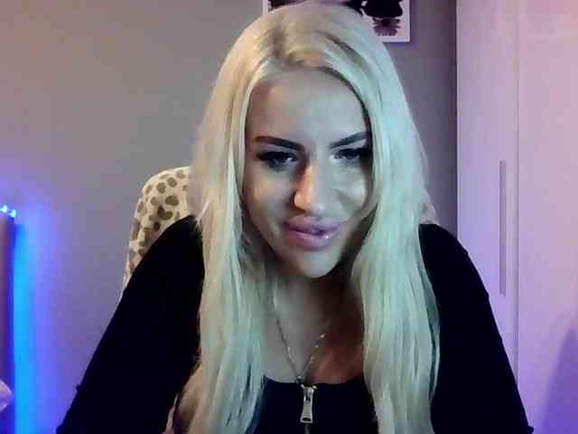 LeylaDesire webcam