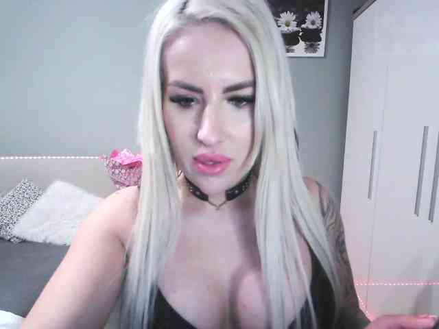 LeylaDesire Live Webcam on BongaCams