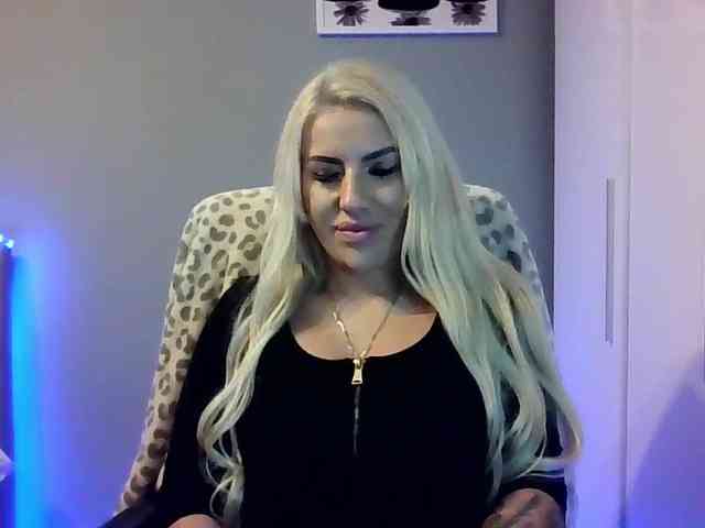 LeylaDesire webcam
