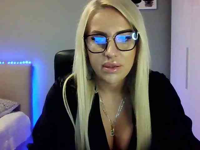 LeylaDesire webcam