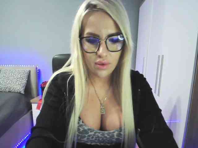 LeylaDesire webcam