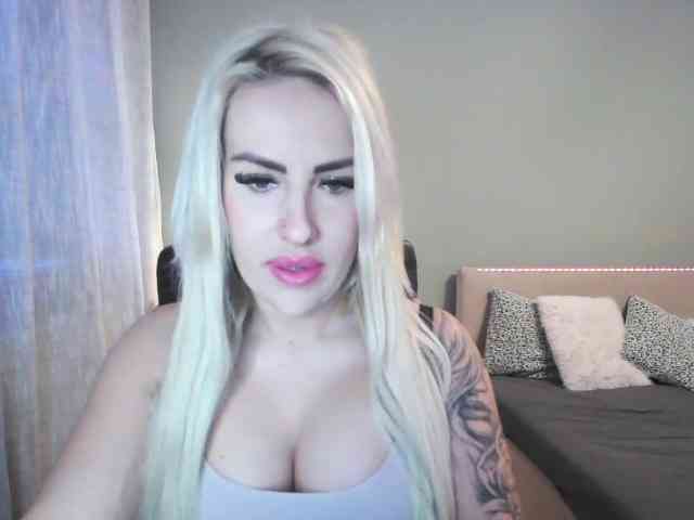LeylaDesire webcam