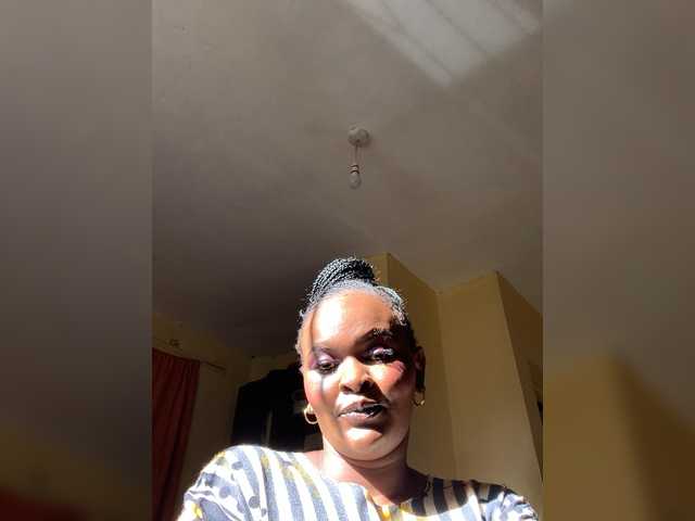 SpiceBoomb from BongaCams