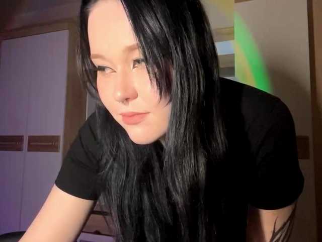 CharlaJarman webcam