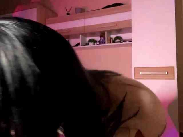 CharlaJarman webcam