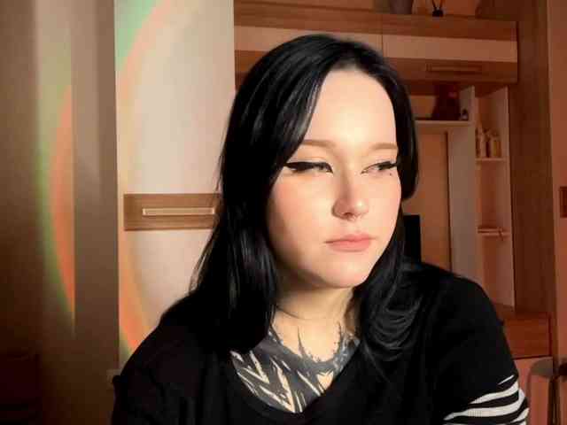 CharlaJarman webcam