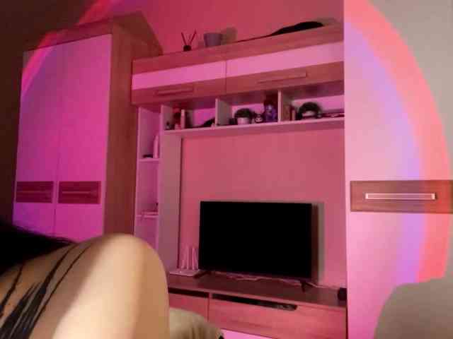 CharlaJarman webcam