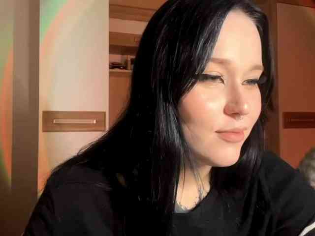 CharlaJarman webcam