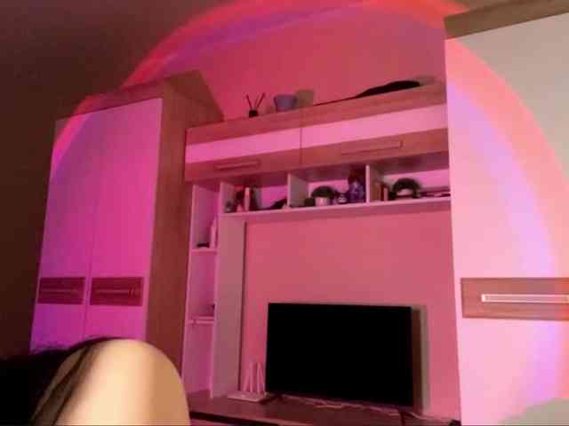 CharlaJarman webcam