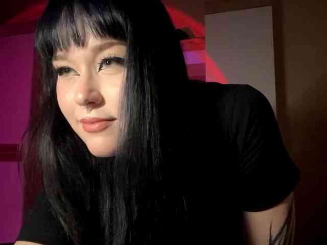 CharlaJarman webcam
