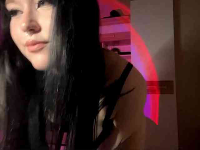 CharlaJarman webcam