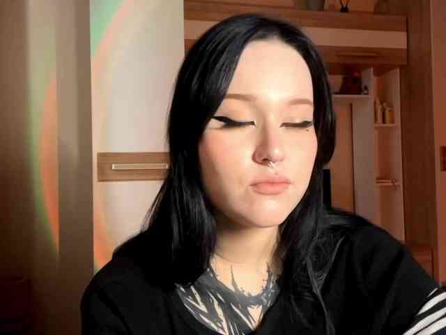 CharlaJarman webcam