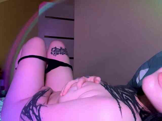 CharlaJarman Live Webcam on BongaCams