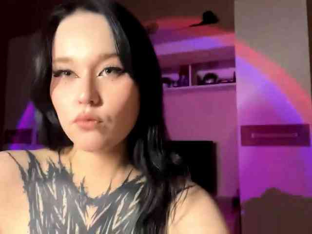 CharlaJarman webcam