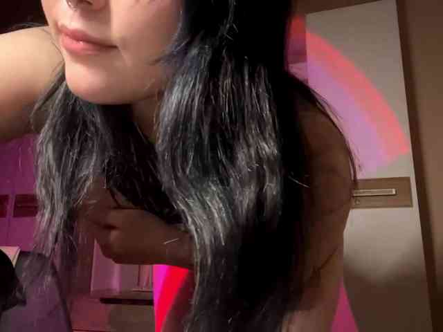 CharlaJarman webcam