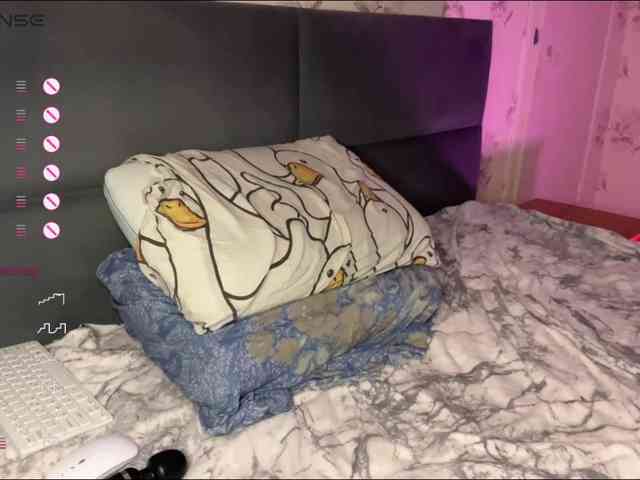 LucilleEllis webcam