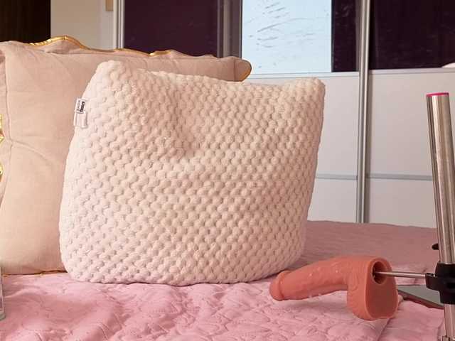 Marybel95's BongaCams show and profile