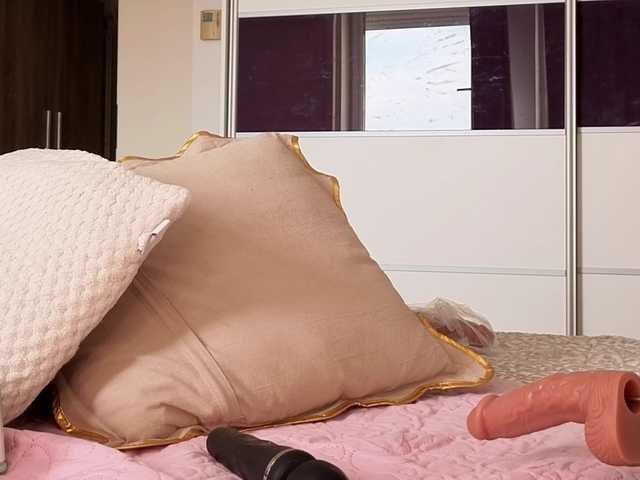 Marybel95's BongaCams show and profile