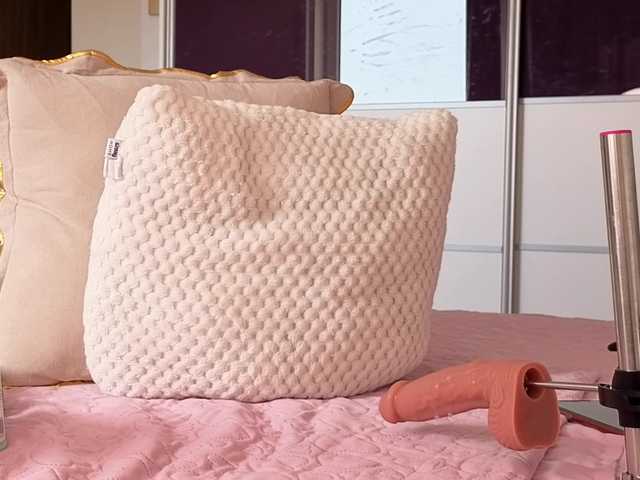 Marybel95's BongaCams show and profile