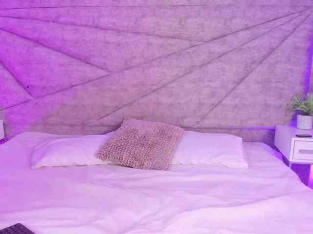 EmmaSaenz webcam