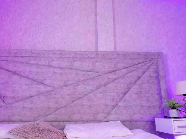 EmmaSaenz webcam