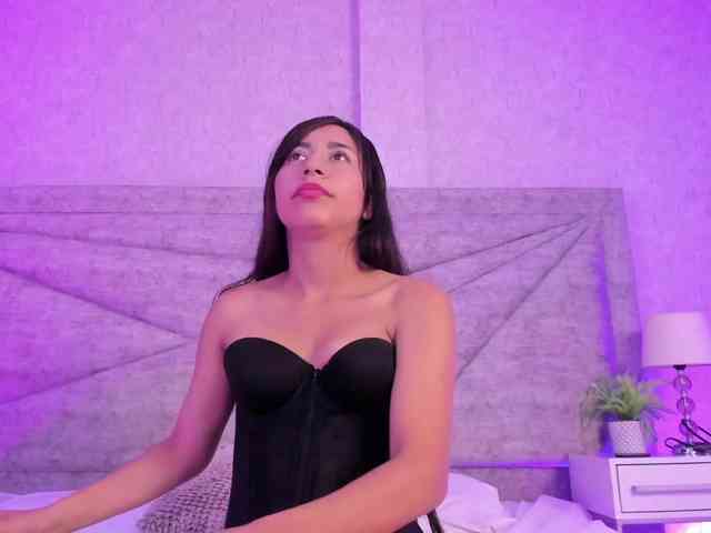 EmmaSaenz webcam