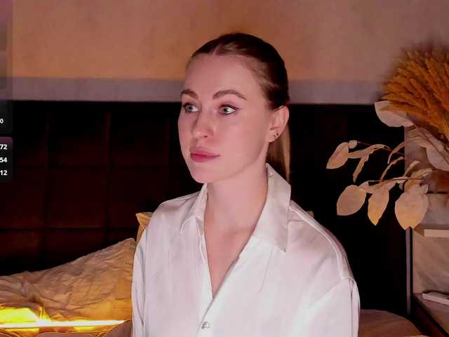 AlisaClark's BongaCams show and profile