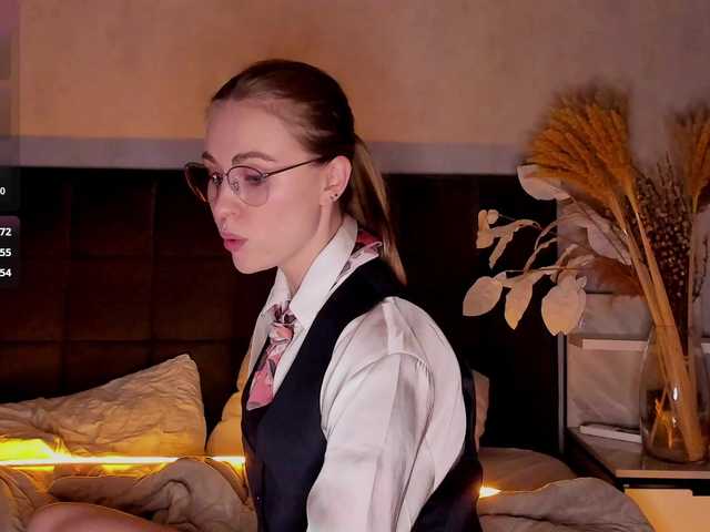 AlisaClark's BongaCams show and profile