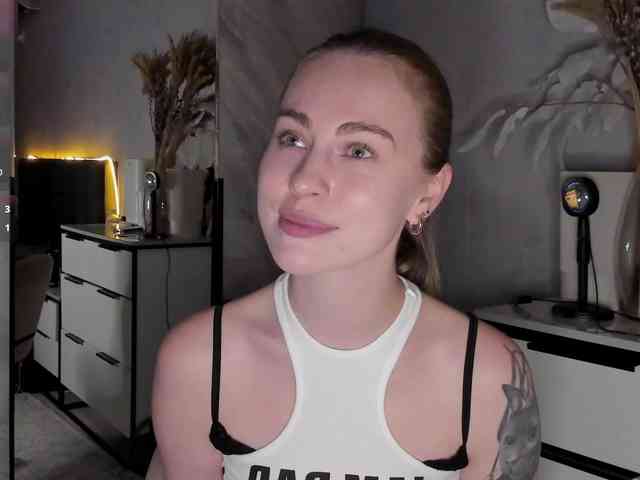 AlisaClark AlisaClark