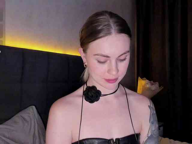 AlisaClark AlisaClark