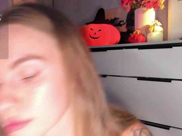 AlisaClark webcam
